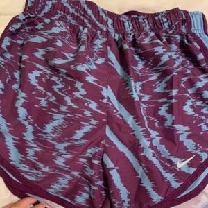 Women’s Nike short
